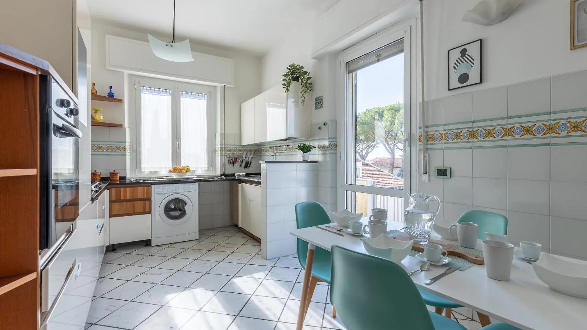 Porta A Lucca - Pisa Bright Apartment With Balcony