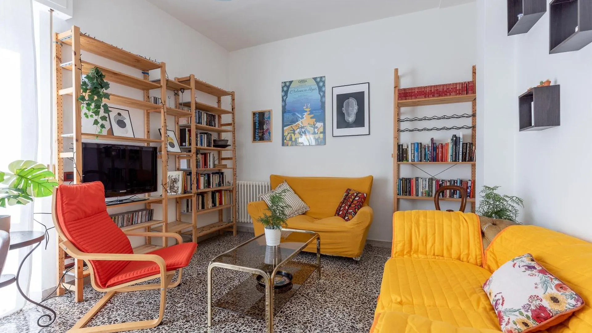 Porta A Lucca - Pisa Bright Apartment With Balcony