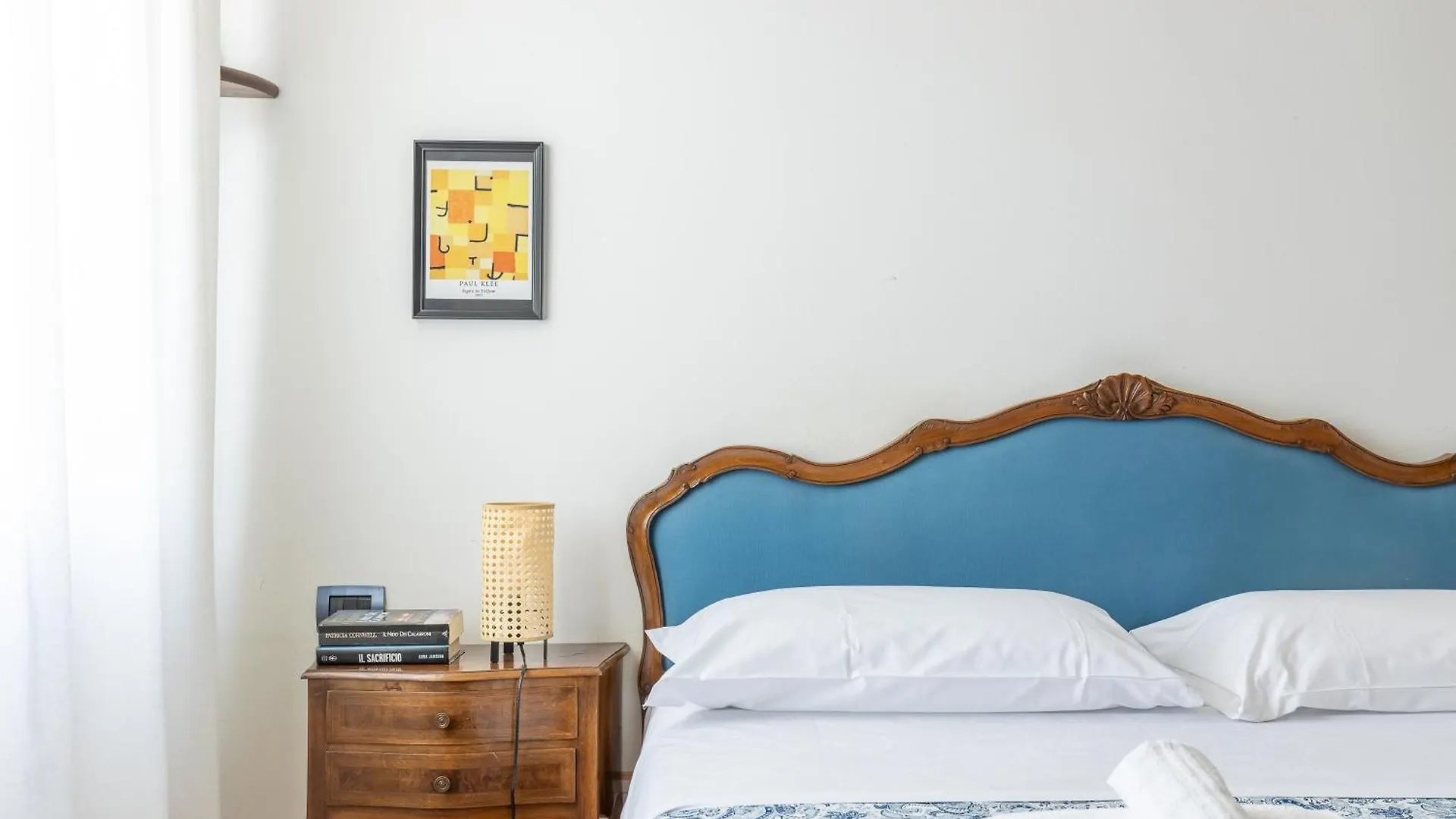 Porta A Lucca - Pisa Bright Apartment With Balcony